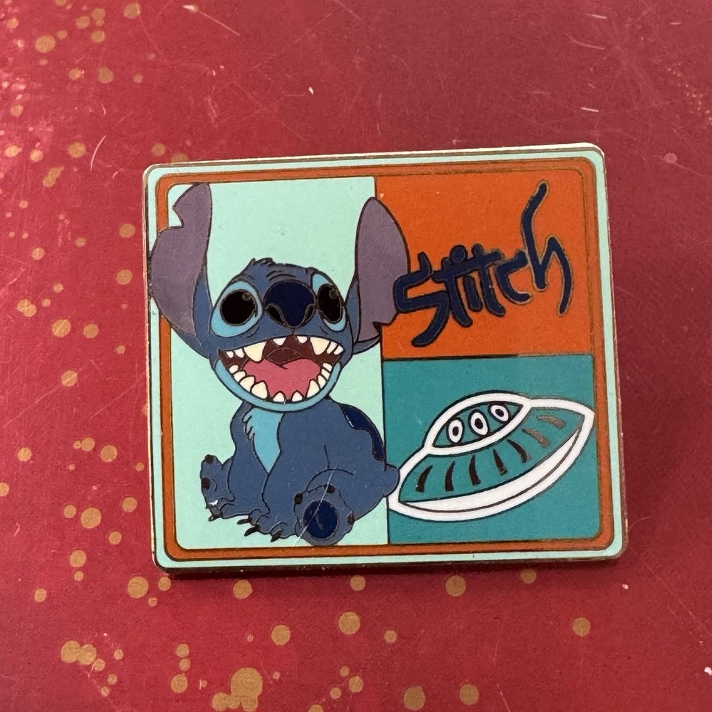 2005 Stitch And Ufo From The Lilo And Stitch Lanyard  Disney Pin